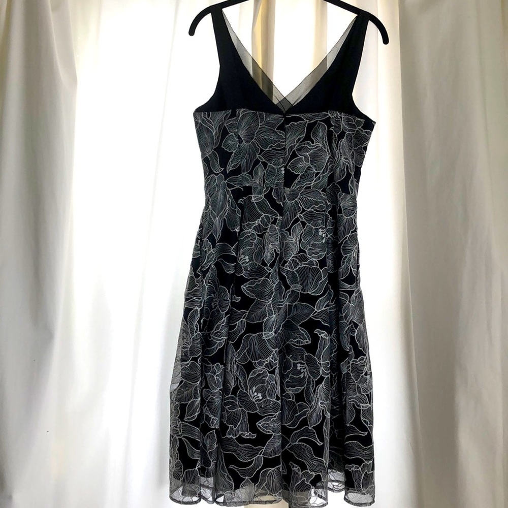 White House Black Market dress - Picture 5 of 9